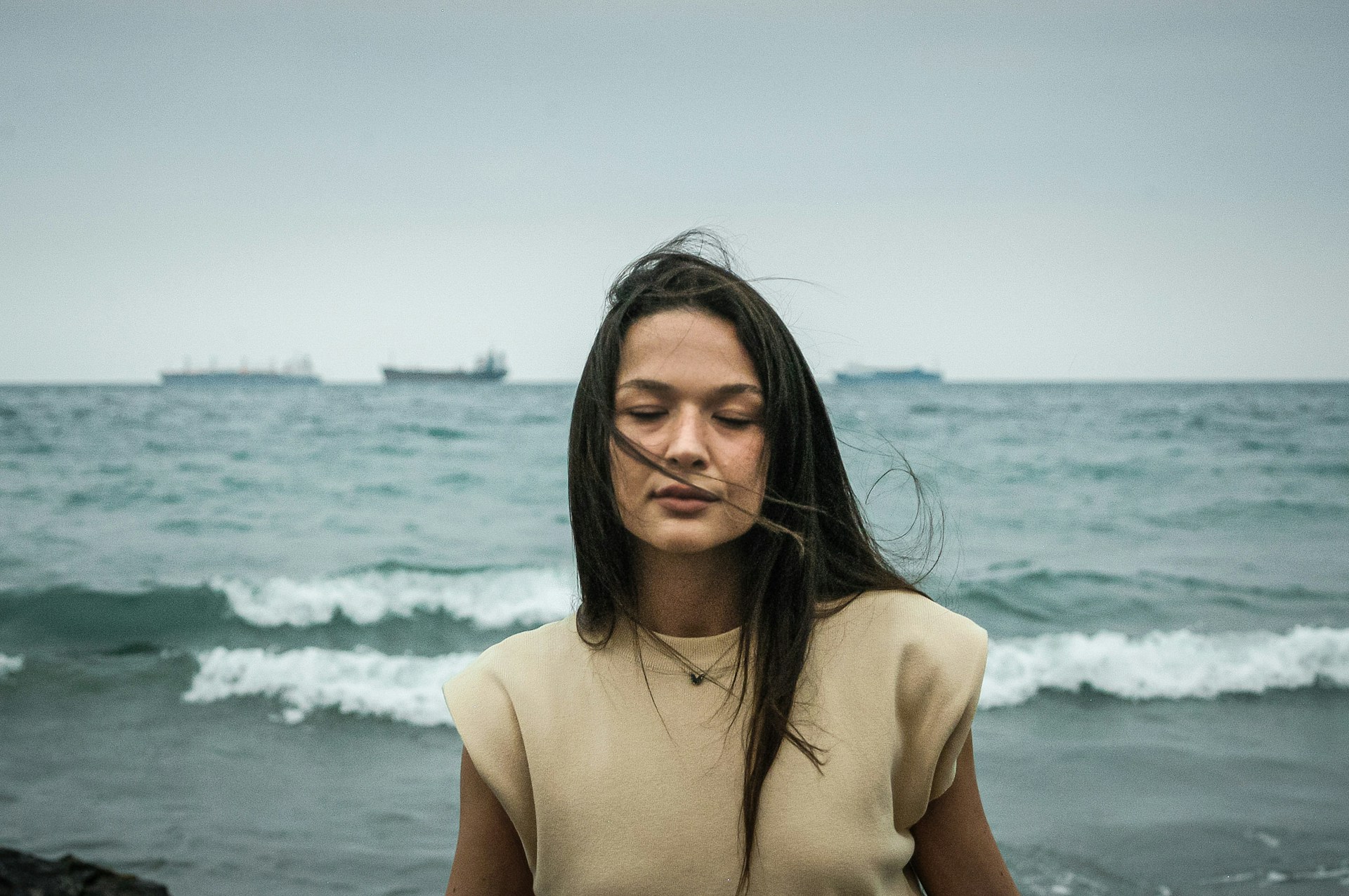 De ce nu te ajută sfaturile bune când ești în criză